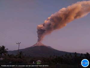 ESDM Pastikan 6 Gunung Api Berstatus Siaga dan Awas dalam Pengawasan Penuh