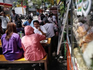 Jangan Coba-coba Makan Utang Untuk Bertahan, Bikin Susah Kaya!
