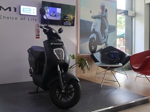Beli Motor Listrik Honda EM1 e: Oktober 2024, Bisa Dapat Diskon Rp 18,8 Juta!