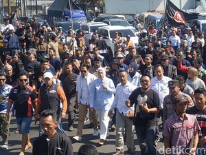 Putri Karlina Siapkan Solusi Atasi Keluhan Sopir Angkot di Garut