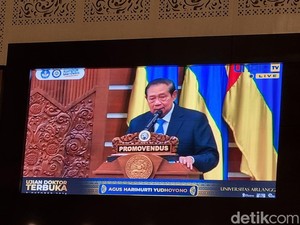 SBY Tegaskan Tak Cawe-cawe dengan Gelar Doktor AHY di Unair