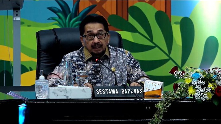Sestama Bapanas Sarwo Edhy saat Rapat Koordinasi Pengendalian Inflasi Tahun 2024 dan Percepatan Pengembangan Industri Gim Nasional, Senin (7/10/2024). (Tangkapan layar Youtube Kemendagri)
