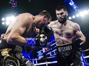 Artur Beterbiev Bagai Khabib Nurmagomedov di Dunia Tinju
