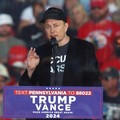 Elon Musk Bagi-Bagi Duit Rp15,5 Miliar per Hari untuk Pendukung Trump