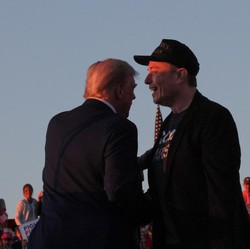 Sumbang Rp 3,8 T, Donald Trump Beri Karpet Merah Buat Elon Musk