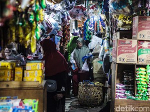 Deflasi 5 Bulan Berturut, Pakar ITS Ungkap Karena Masyarakat Berhemat