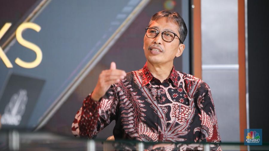 Direktur Utama Bank Jatim, Busrul Iman menyampaikan pemaparan dalam Road To ²©²ÊÍøÕ¾ Awards 2024 di Jakarta, Selasa (8/10/2024). (²©²ÊÍøÕ¾/Faisal Rahman)