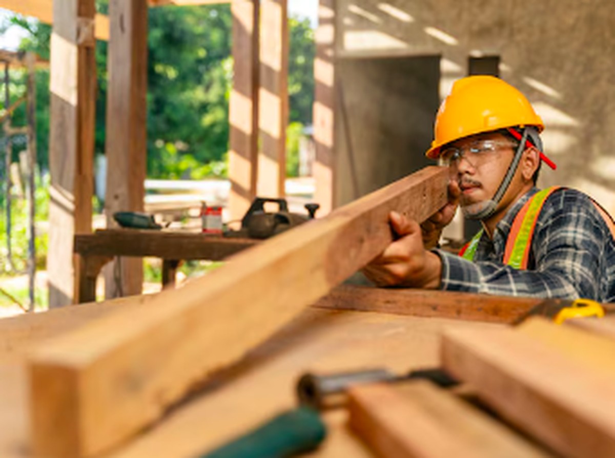 CEO Nvidia: Peluang Kerja Masa Depan Ada di Tenaga Terampil Fisik, Bukan Software