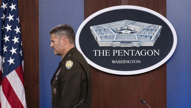 Petaka Trump Menggila, Pentagon PHK Besar-besaran 5.400 Orang Dipecat