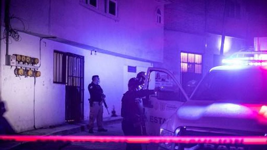Investigators and forensic personnel work at the crime scene where remains of Chilpancingo Mayor Alejandro Arcos of the Institutional Revolutionary Party (PRI) were found in Chilpancingo, Guerrero state on October 6, 2024. The mayor of the southern Mexican city of Chilpancingo has been killed, authorities said Sunday, the latest in a series of killings against politicians in the violence-ravaged Latin American country. (Photo by Jesus GUERRERO / AFP)