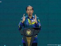 Jokowi Teken Aturan Asuransi Bagi Eks Menteri, OJK Beri Bocorannya