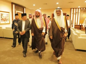 Imam Besar Masjid Nabawi Tiba di Indonesia, Ini Agenda Kunjungannya