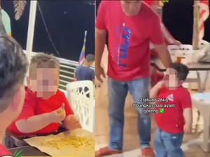 Video Bocah Berusia 2 Tahun Makan Nasi Bungkus Ini Bikin Orang Khawatir