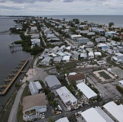 Badai Milton Hantam Florida, Walikota Perintah Warga Pergi atau Mati