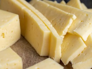 Duh! Singapura Tarik Produk Keju usai Ada Potensi Kontaminasi Bakteri