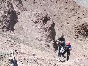 Pendaki Irlandia Jatuh di Jurang Gunung Rinjani, Beruntung Selamat!
