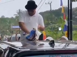 Kubu Dewi-Iing Bantah Pria Viral Bagi Duit di Pandeglang Bagian Timses