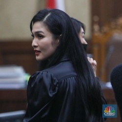 Ditanya Soal Anak, Tangis Sandra Dewi dan Harvey Moies Pecah