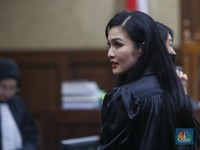 Ditanya Soal Anak, Tangis Sandra Dewi dan Harvey Moies Pecah