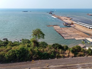 Proyek Dermaga Multipurpose Tahap 1 KIT Batang Ditarget Rampung Awal 2025