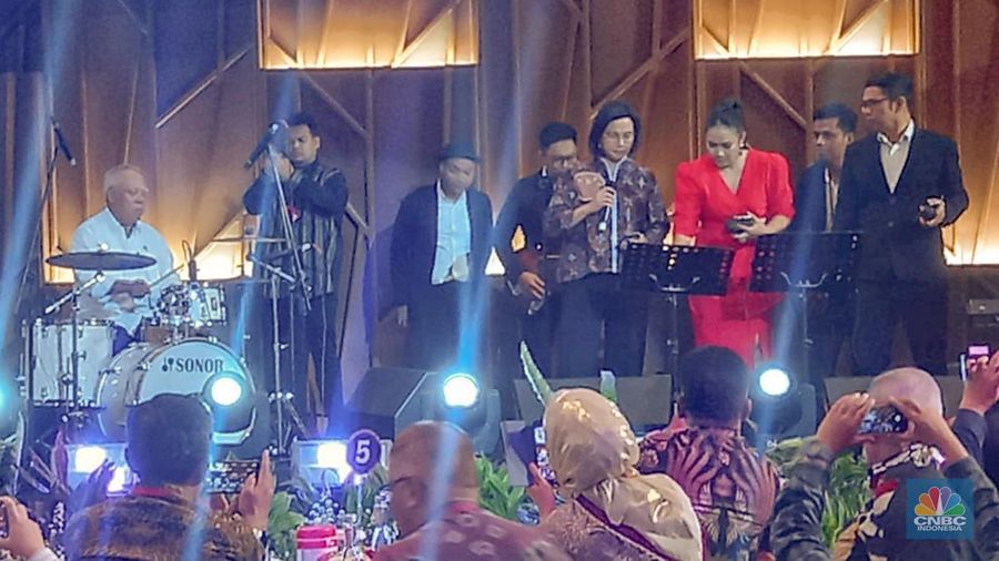 Jelang Lengser, Basuki Ajak Sri Mulyani Nyanyi Menghitung Hari. (CNBC Indonesia/Arrijal Rachman)