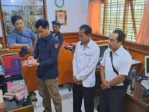 Kepsek SMKN 1 Klungkung Bantah Kuasai Uang Ratusan Juta-Sita Ijazah
