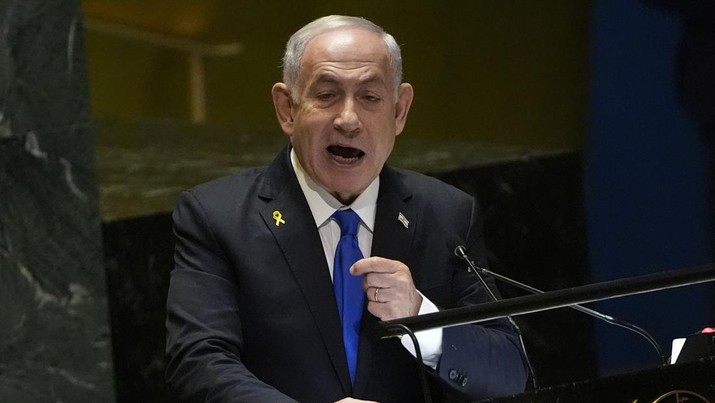 Perdana Menteri Israel Benjamin Netanyahu berpidato pada sidang ke-79 Majelis Umum Perserikatan Bangsa-Bangsa, Jumat, 27 September 2024. (AP Photo/Pamela Smith)