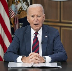 Biden Respons Serangan Truk-Tembakan Tahun Baru & Ledakan Hotel Trump