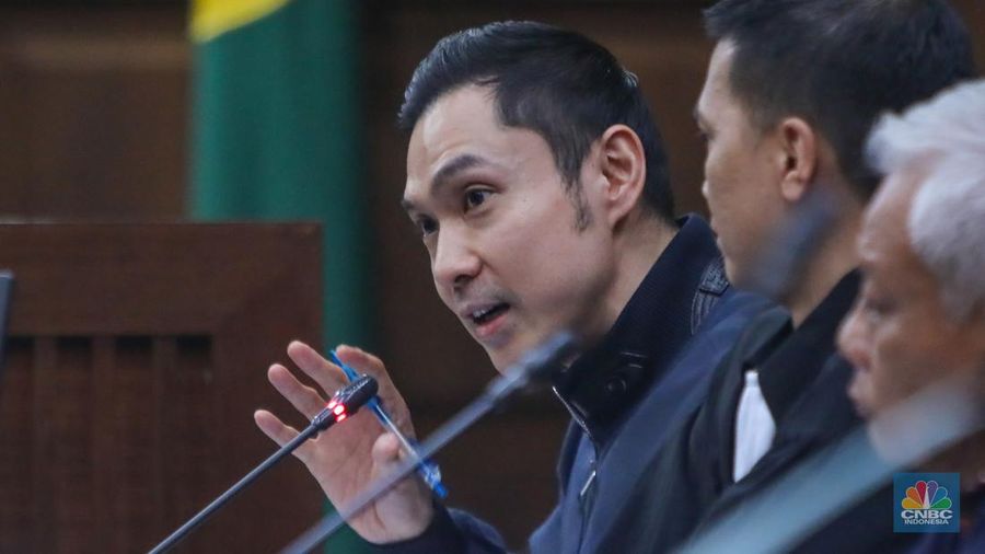 Sidang lanjutan kasus dugaan korupsi pengelolaan tata niaga komoditas timah di wilayah Izin Usaha Pertambangan (IUP) PT Timah dengan di Pengadilan Tipiko, Jakarta, Kamis (10/10/2024).  (CNBC Indonesia/Faisal Rahman)