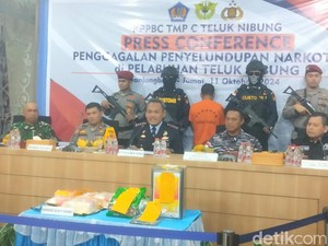 Bea Cukai Tangkap ABK dari Kapal Kargo Hendak Selundupkan 5 Kg Sabu ke Sumut