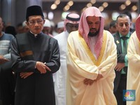 Momen Imam Besar Masjid Nabawi Salat Jumat di RI, Beri Pesan Ini
