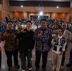 Bos LPS: Belajar Jadi Kunci Sukses Berinvestasi
