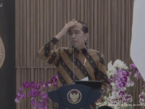 Jokowi Tepuk Jidat Saat Bicara Emas Freeport, Kenapa?