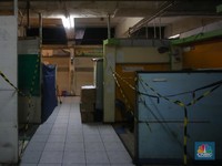 Pasar Ini Sepi Bak Kuburan, Kios Tutup-Lapak Kosong Ditinggal Penjual