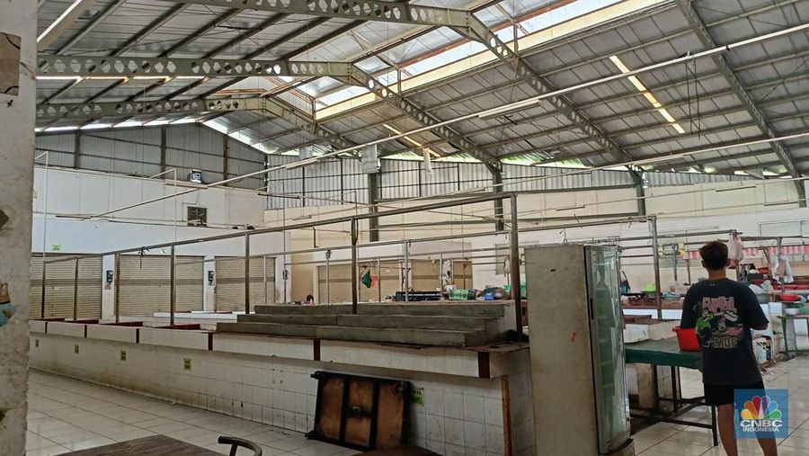 Pasar tradisional Kota Pondok Cabe sepi pembeli. (CNBC Indonesia/Ferry Sandi)