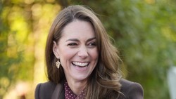 Mantan Teman Sekamar Bocorkan Foto Jadul  Kate Middleton Saat Berpesta