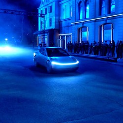 Potret Pembunuh Driver Online Terbaru, Elon Musk: Ini Kemajuan Besar!