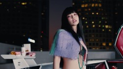 Lirik Lagu Jennie Blackpink Berjudul Mantra yang Videonya Lagi Trending