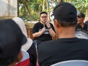 Temui Warga Onggoboyo, Mas Dhito Janji Hadirkan Akses Jalan-Air Bersih