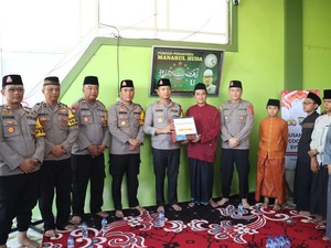 Santri di Mojokerto Diedukasi untuk Lebih Bijak Bermedsos