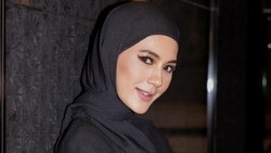 Paula Verhoeven Lihat Foto Pernikahan, Ungkap Baim Wong Sosok Berarti