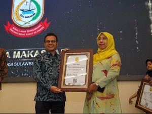Pemkot Makassar Raih Penghargaan Transformasi Digital Terbaik GM-DTGI 2024