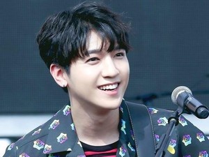 Video: Sungjin DAY6 Umumkan Debut Solo Album 30