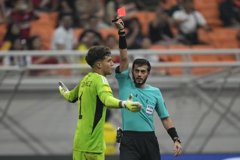 Wasit Omar Mohamed Al-Ali. (Dok. agcff.com) Wasit Omar Mohamed Al-Ali. (Dok. agcff.com)