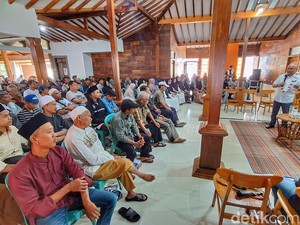 Solusi Ilham Habibie di Tengah Sulitnya Pupuk-Regenerasi Petani
