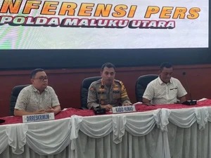 Polisi Periksa 9 Orang Terkait Kecelakaan Kapal Cagub Malut Benny Laos
