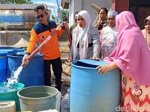 Pemkab Maros Kerahkan 9 Unit Armada Air Bersih Selama Masa Tanggap Darurat