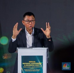 Dirut PLN: Jangan Sampai Pengguna EV Kehabisan Listrik di Jalan Tol