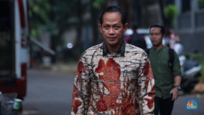 Menteri Lingkungan Hidup Hanif Faisol Soroti Sepinya Bursa Karbon