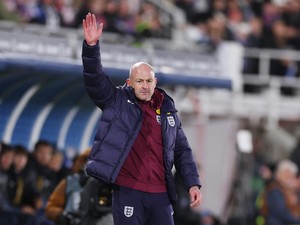 Lee Carsley: Inggris Pantas Punya Pelatih Kelas Dunia
